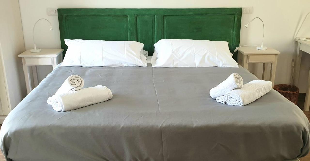 Uliwood Hotel Caltanissetta Eksteriør billede